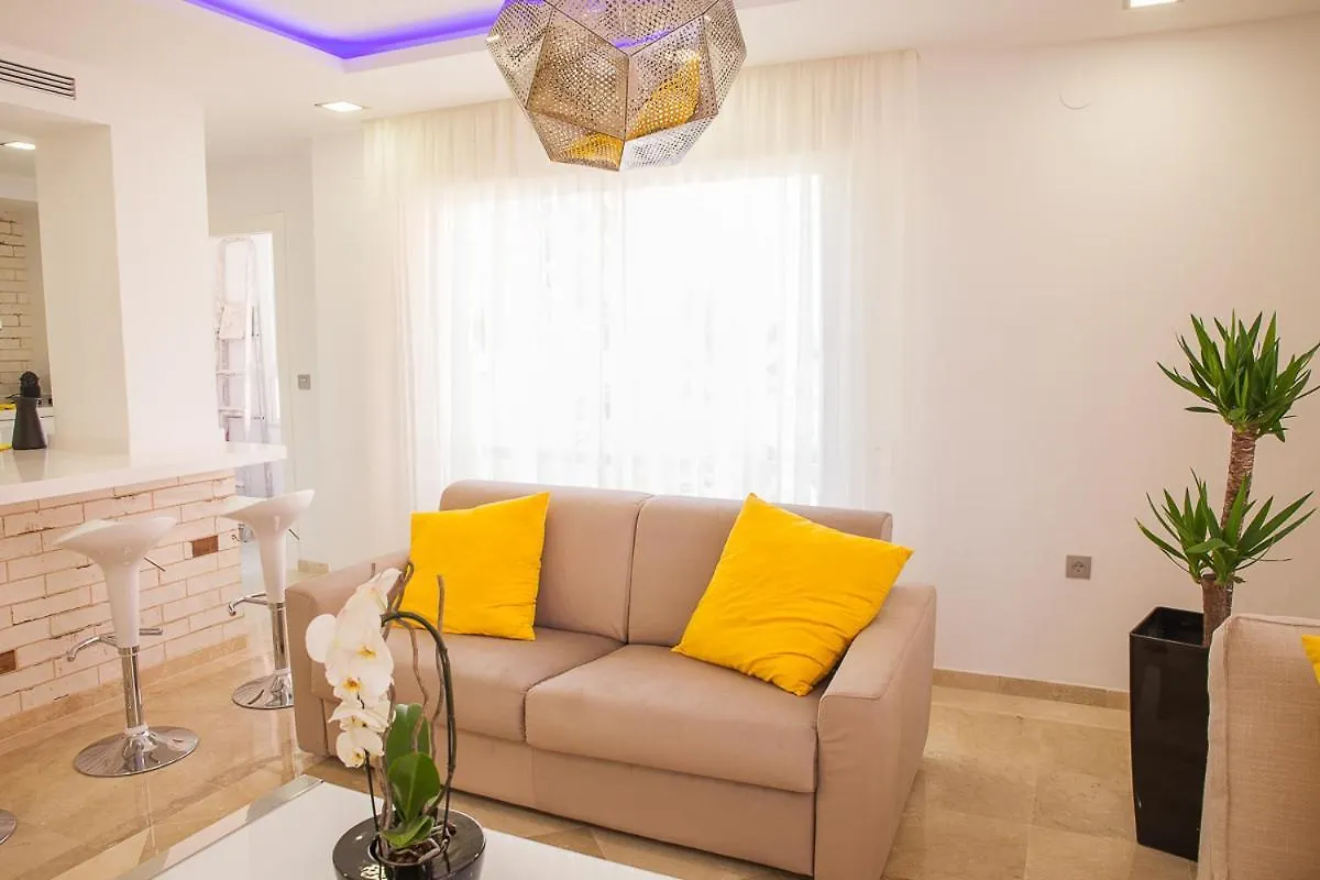 Luxury 100 Sq.M. Sea View Apartment Benalmadena