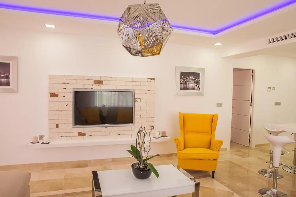 Luxury 100 Sq.M. Sea View Apartment Benalmadena