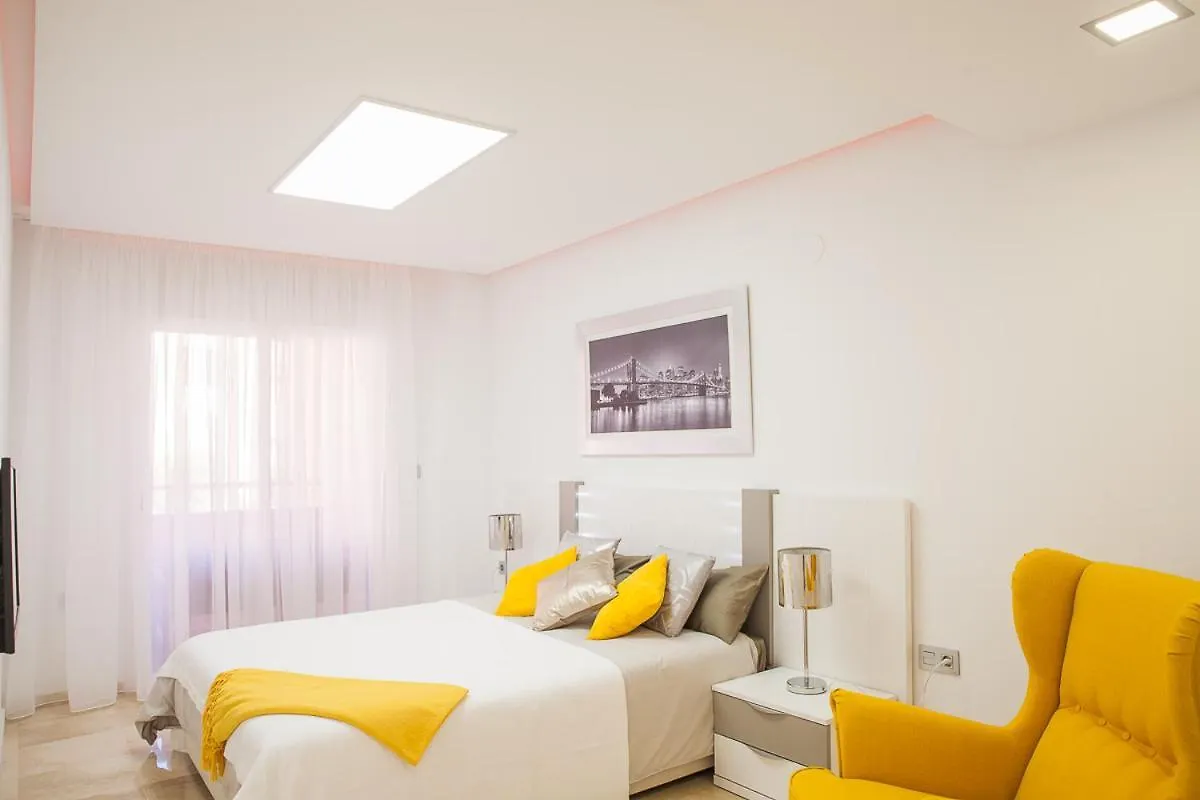 Luxury 100 Sq.M. Sea View Apartment Benalmádena Spanien