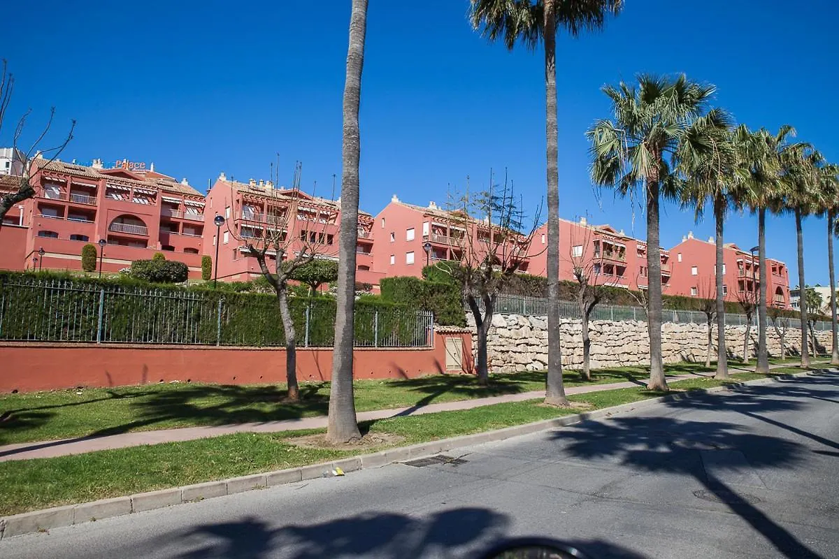 Luxury 100 Sq.M. Sea View Apartment Benalmádena 0*,  Spanien
