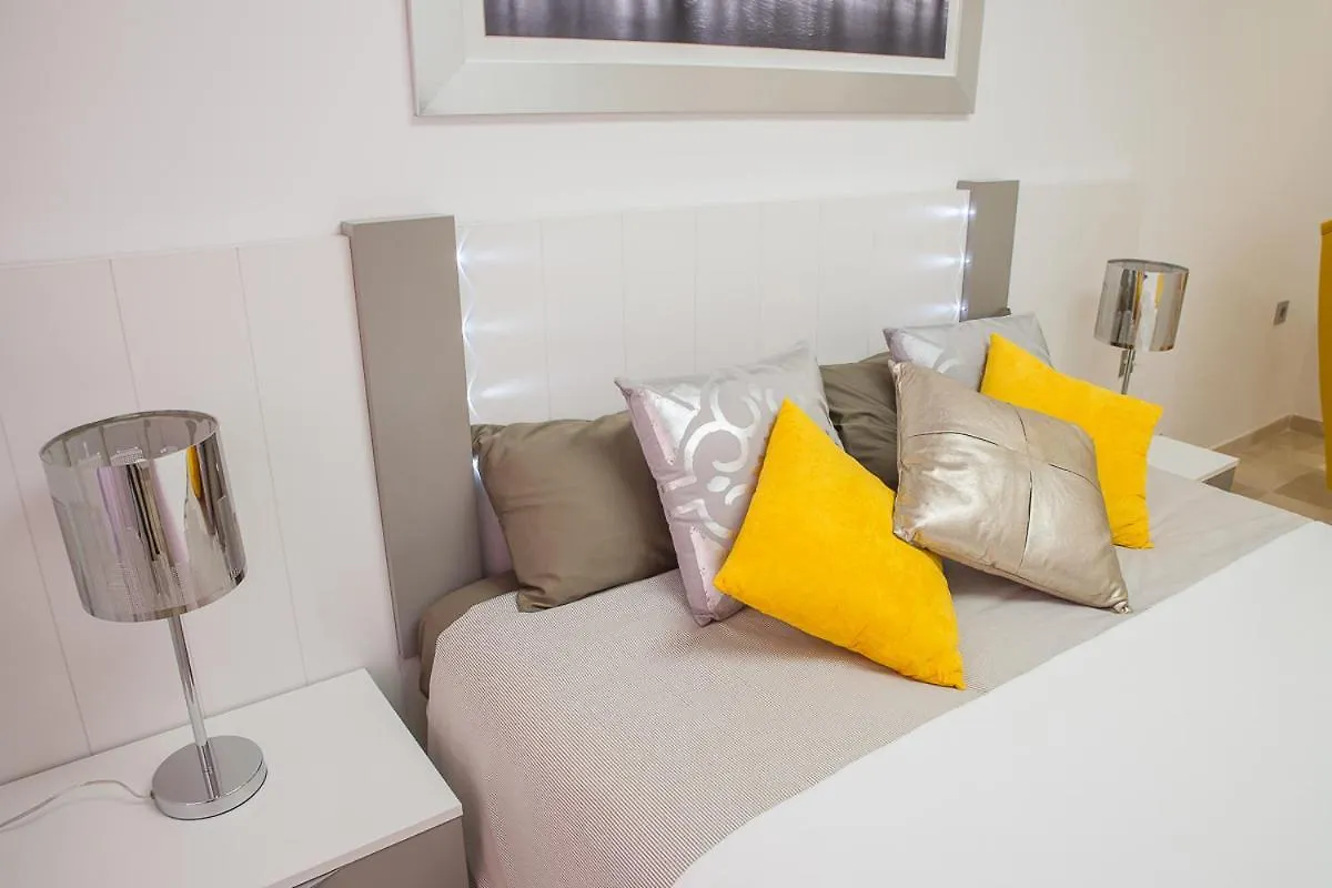 Luxury 100 Sq.M. Sea View Apartment Benalmádena Spanien